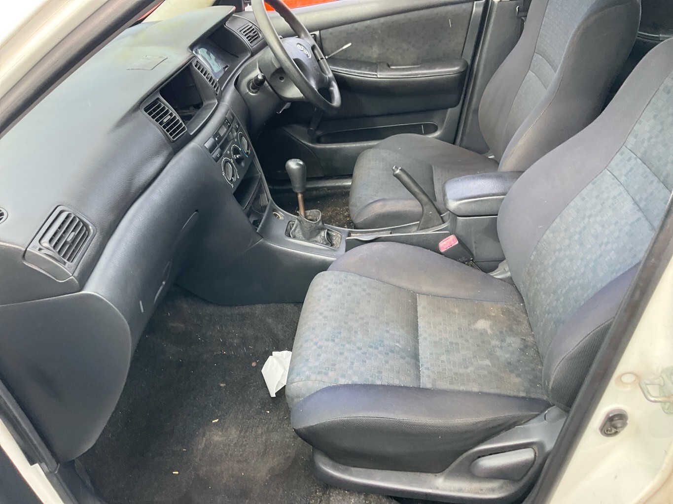 2004 Toyota Corolla Ascent E120Hatchback 
Toyota
Corolla