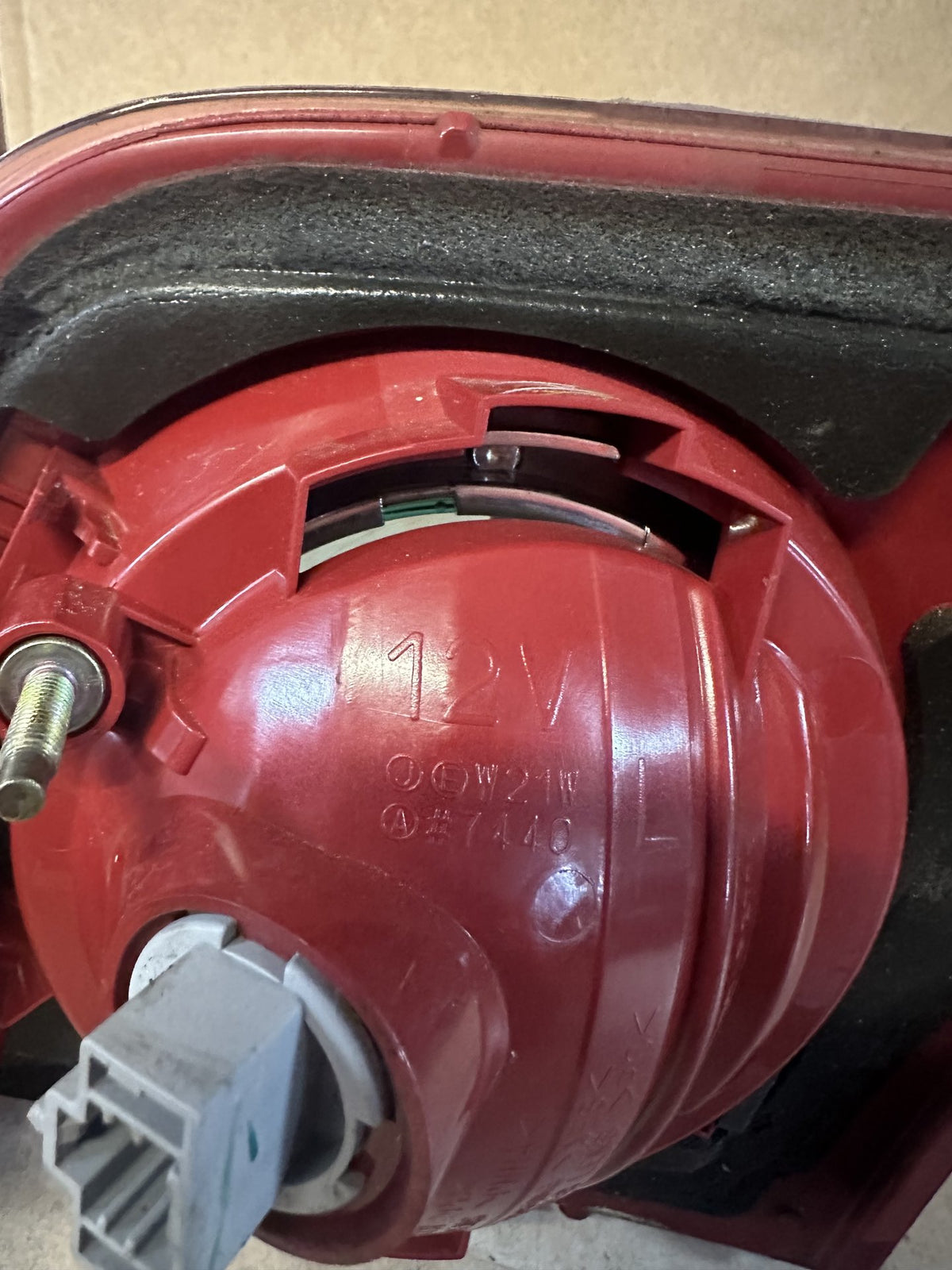 Left Boot Light, P2775, 2004