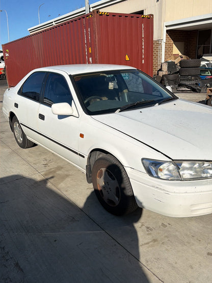 Toyota Camry XV20