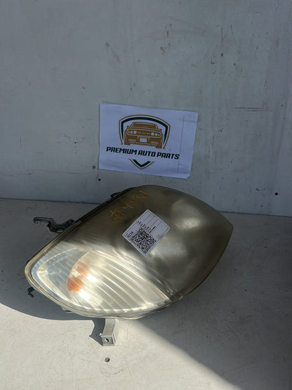 2004 Toyota Corolla E120 Hatchback Right Headlight