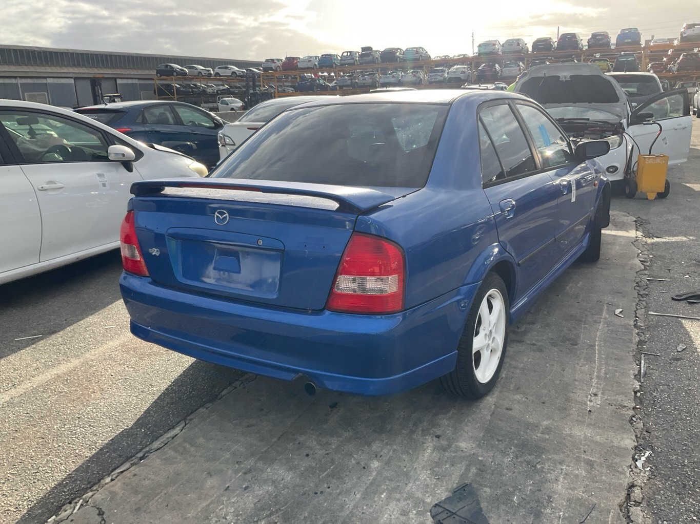 2003 Mazda 323 BJ