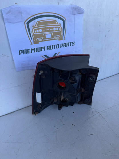 2014 Kia Sorento XM Station Wagon Right Taillight