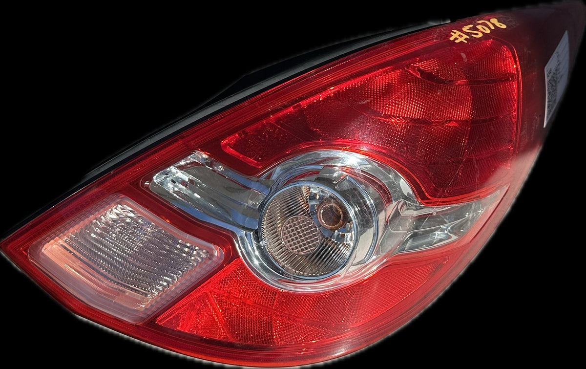 2011 Nissan Tiida C11 Hatchback Right Taillight