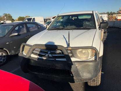 2013 Mitsubishi Triton GLX MNDouble Cab Utility 
Mitsubishi
Triton