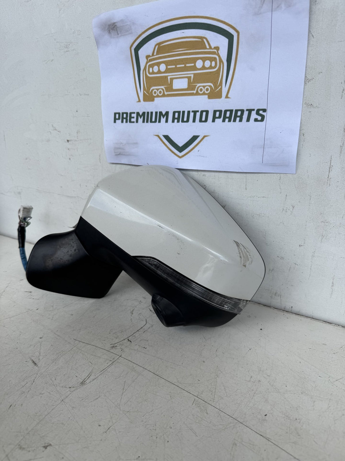 2015 Subaru Liberty Left Door Mirror