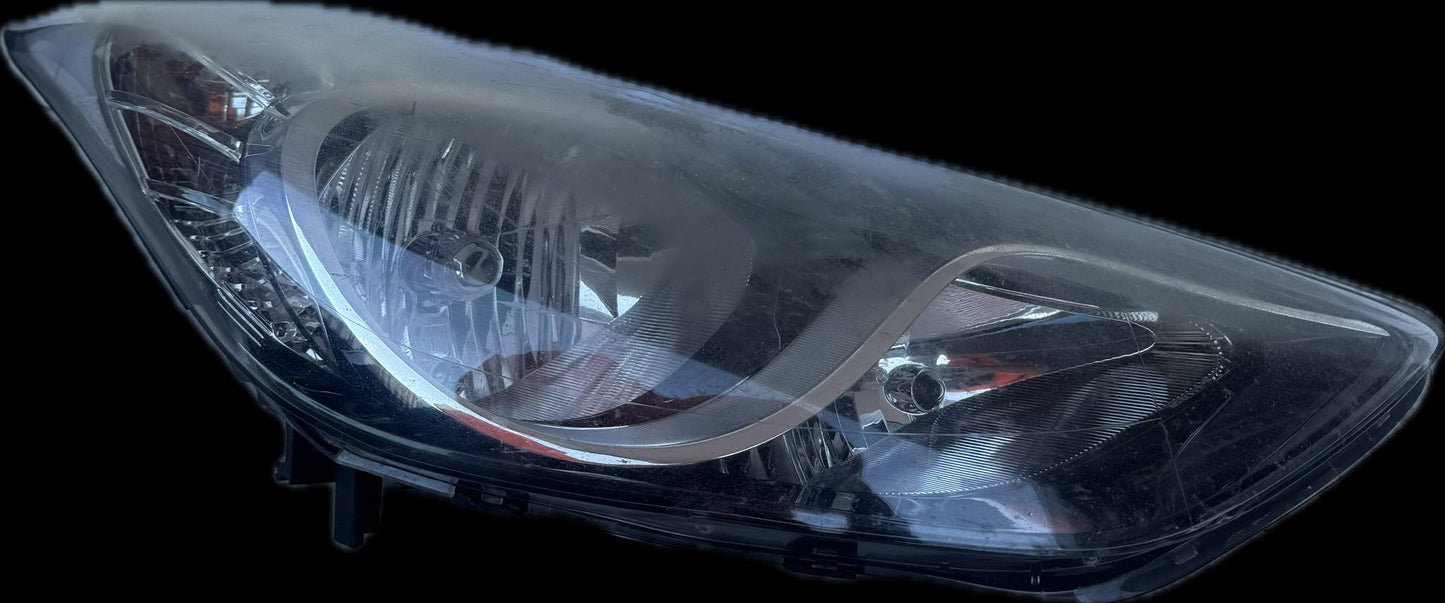 2013 Hyundai Elantra MD Sedan Right Headlight