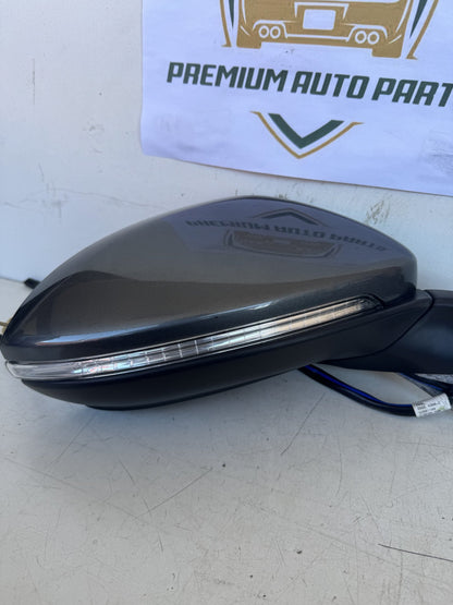 2019 Volkswagen Golf Station Wagon Right Door Mirror 021277