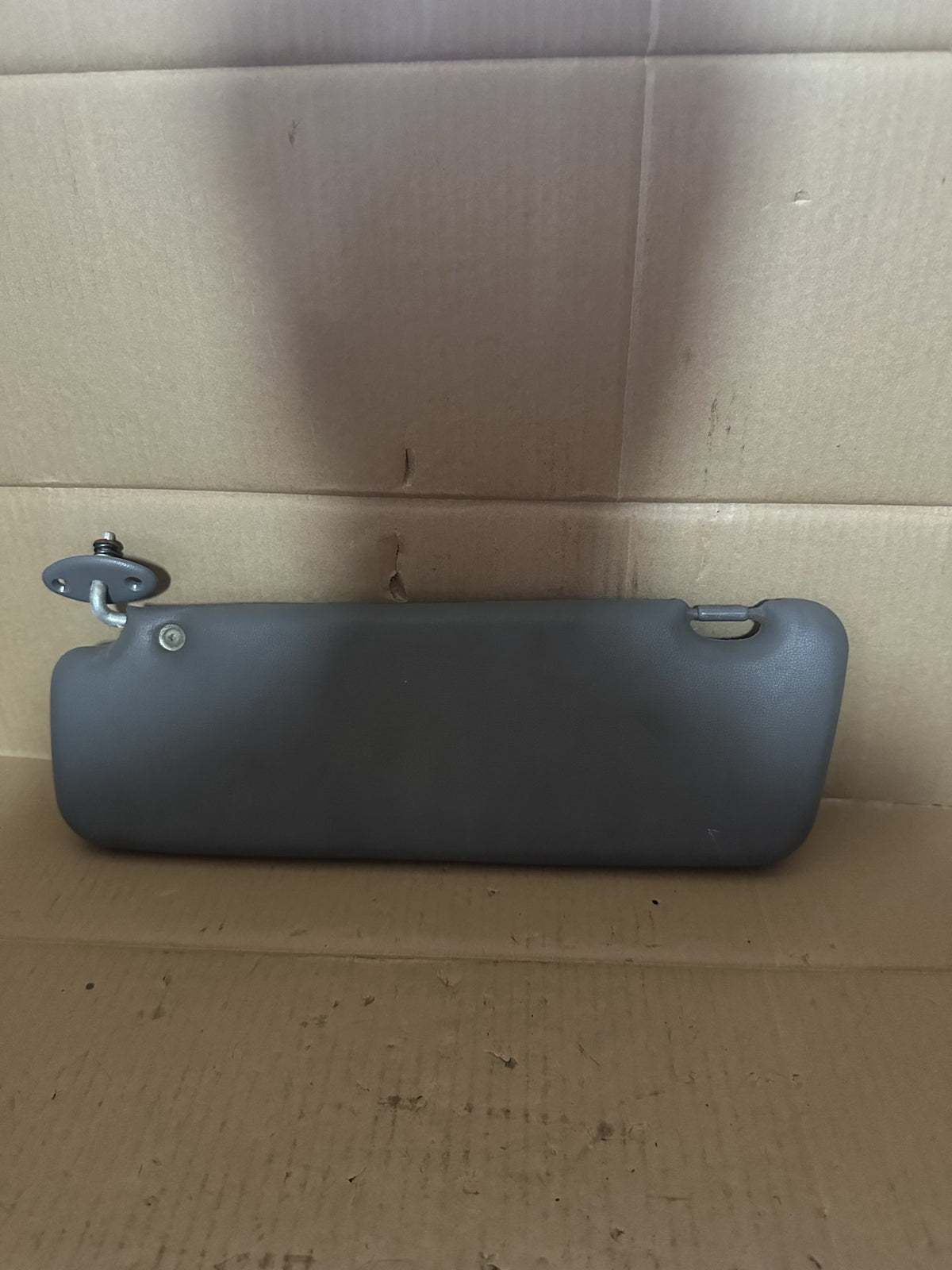 1988-1997 Toyota Hilux V N80 RN85 - Right Sun Visor