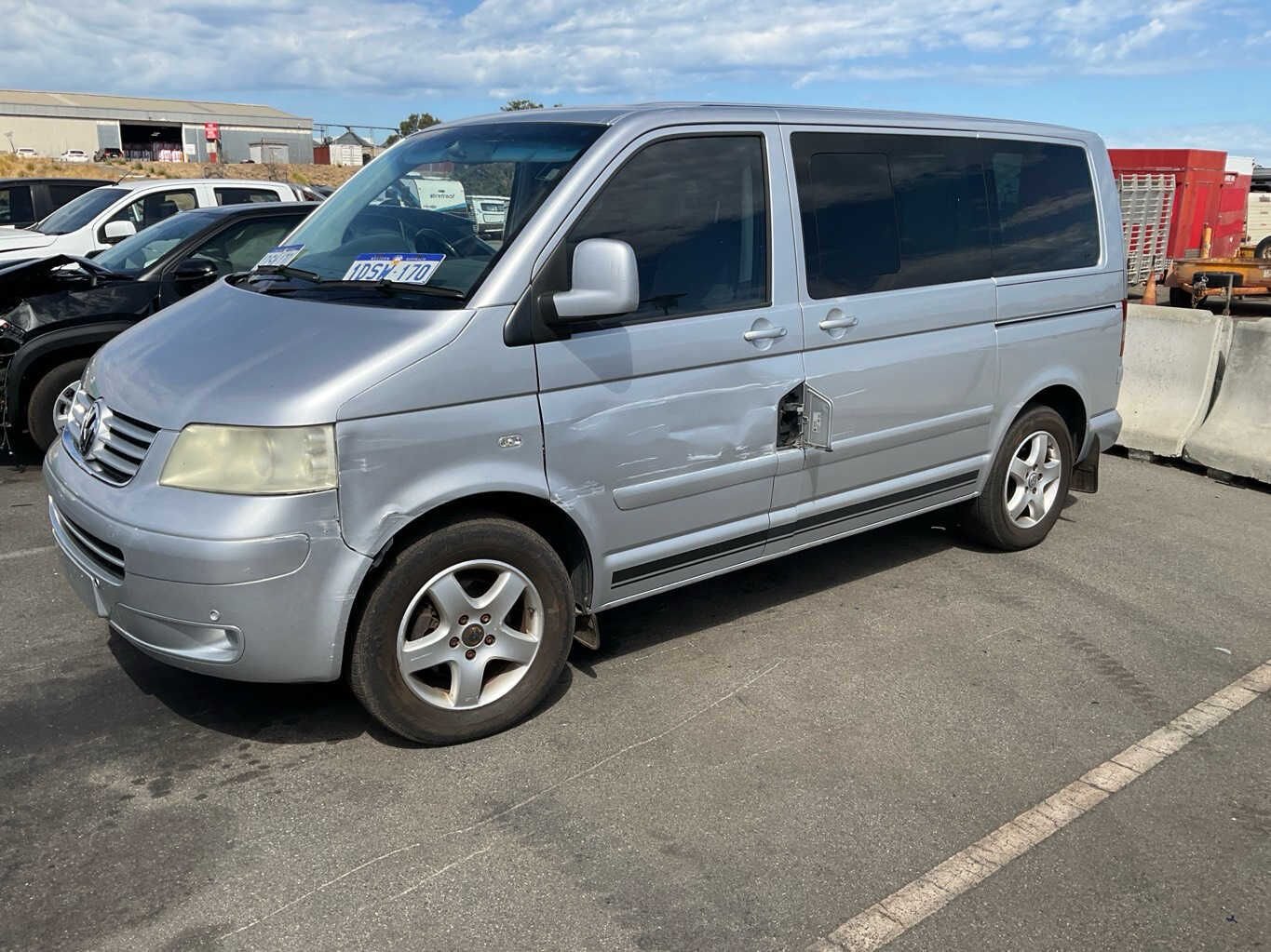 2005 Volkswagen Multivan  T5Station Wagon 
Volkswagen
Multivan