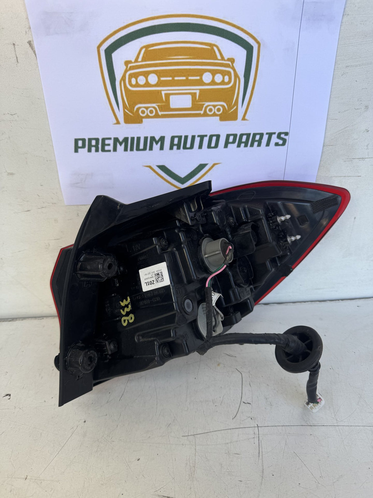 2020 Hyundai i30 PD Hatchback Left Taillight 92401-G30