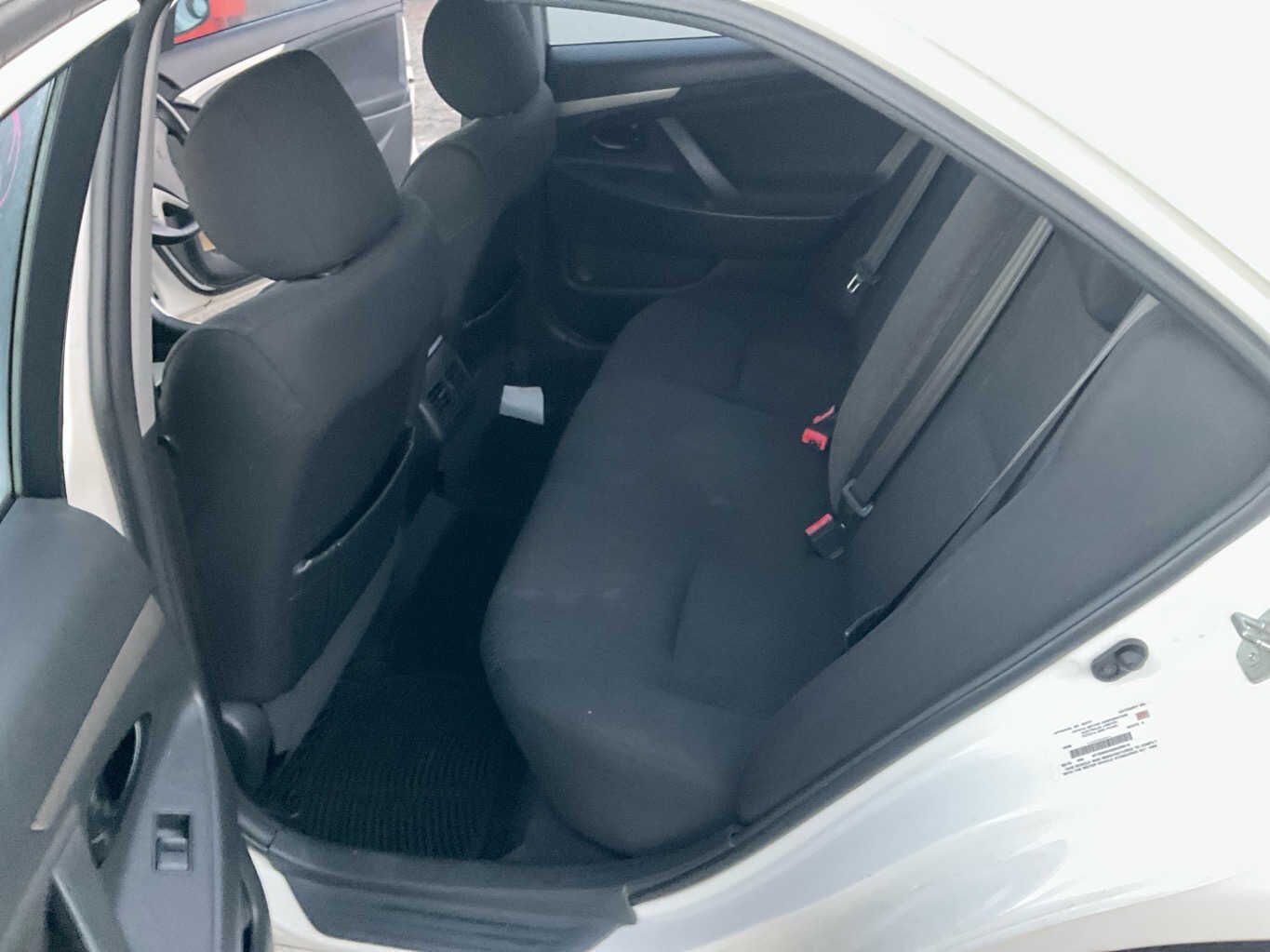 2010 Toyota Aurion  Sedan 
Toyota
Aurion