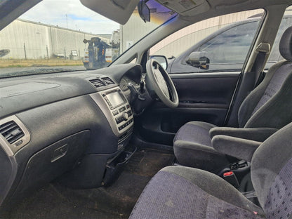 2004 Toyota Avensis