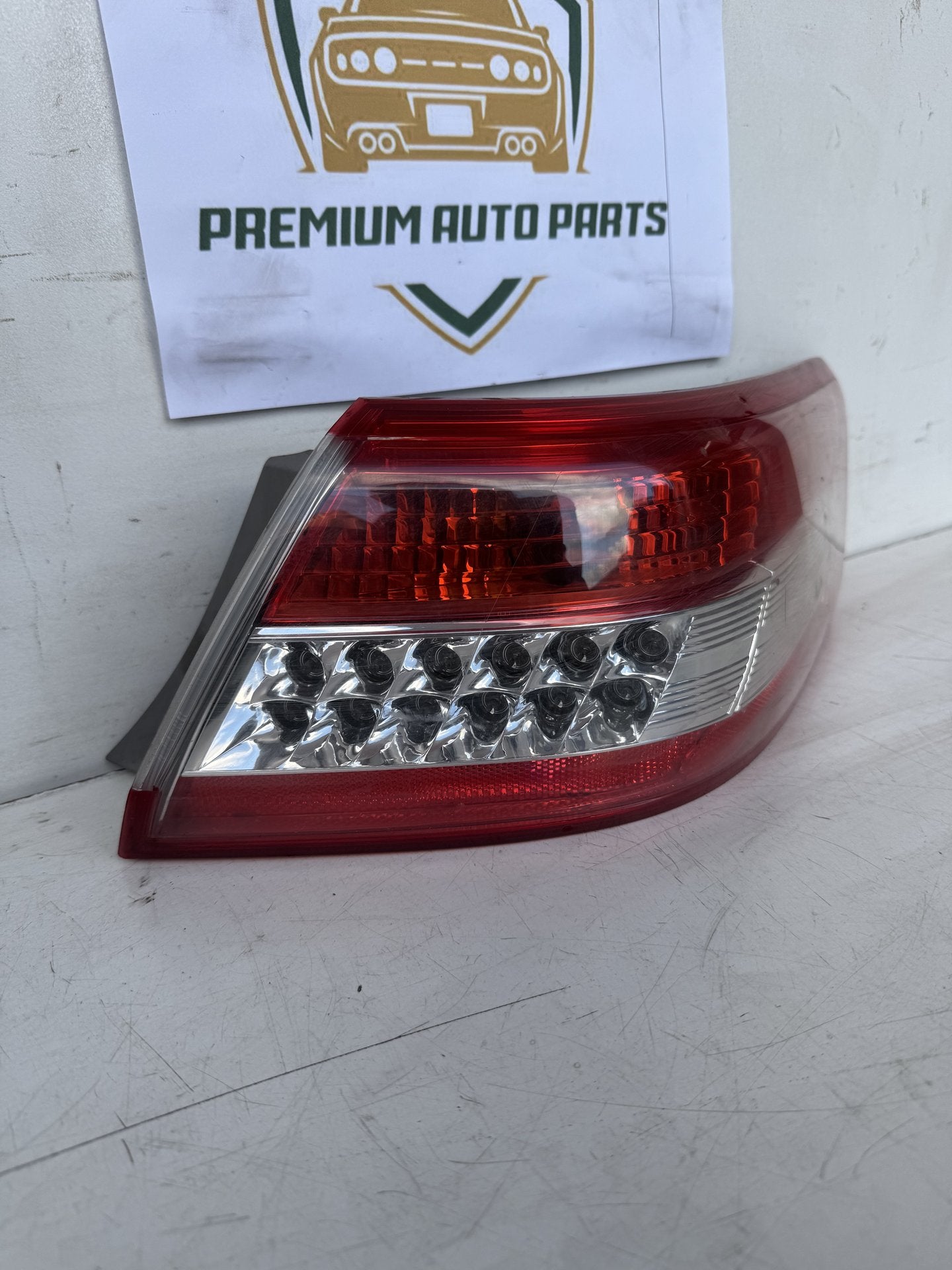 2010  XV40 Right Taillight