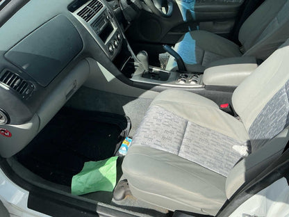 2004 Mitsubishi Magna ES TL