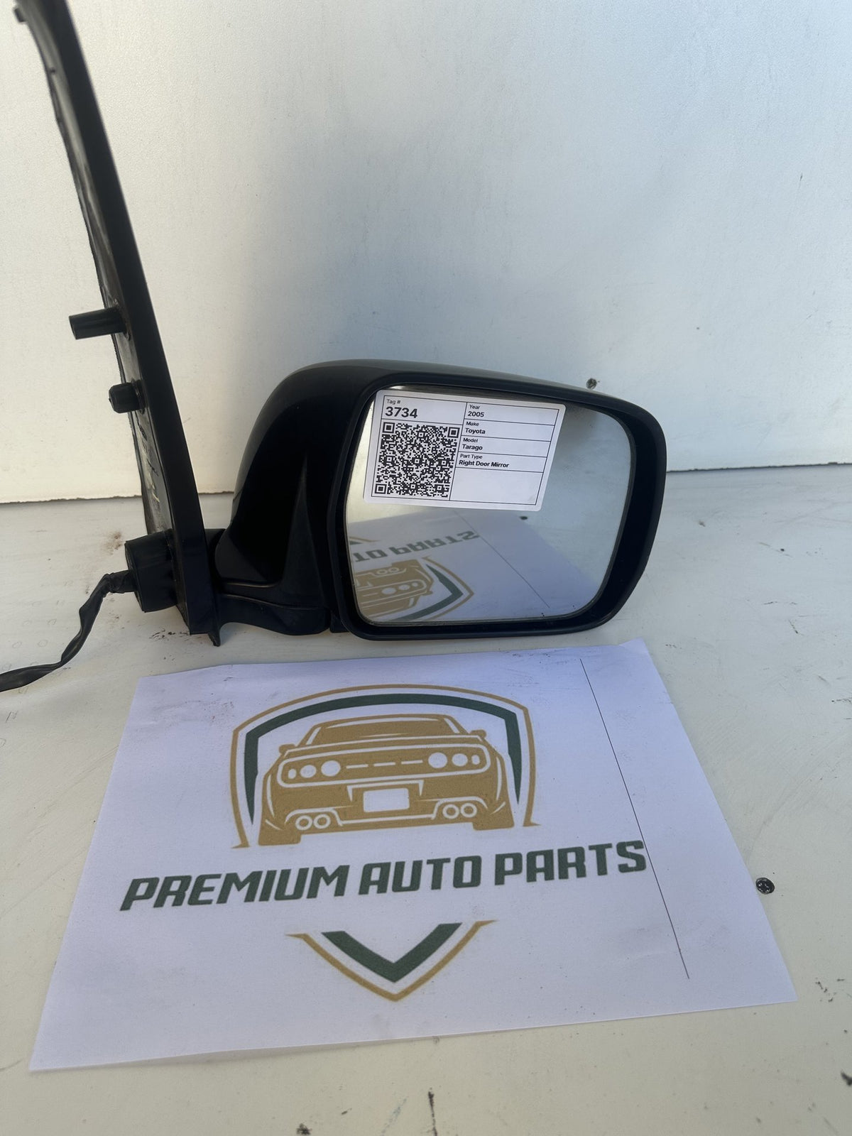 2005 Toyota Tarago R30 Station Wagon Right Door Mirror 012142
