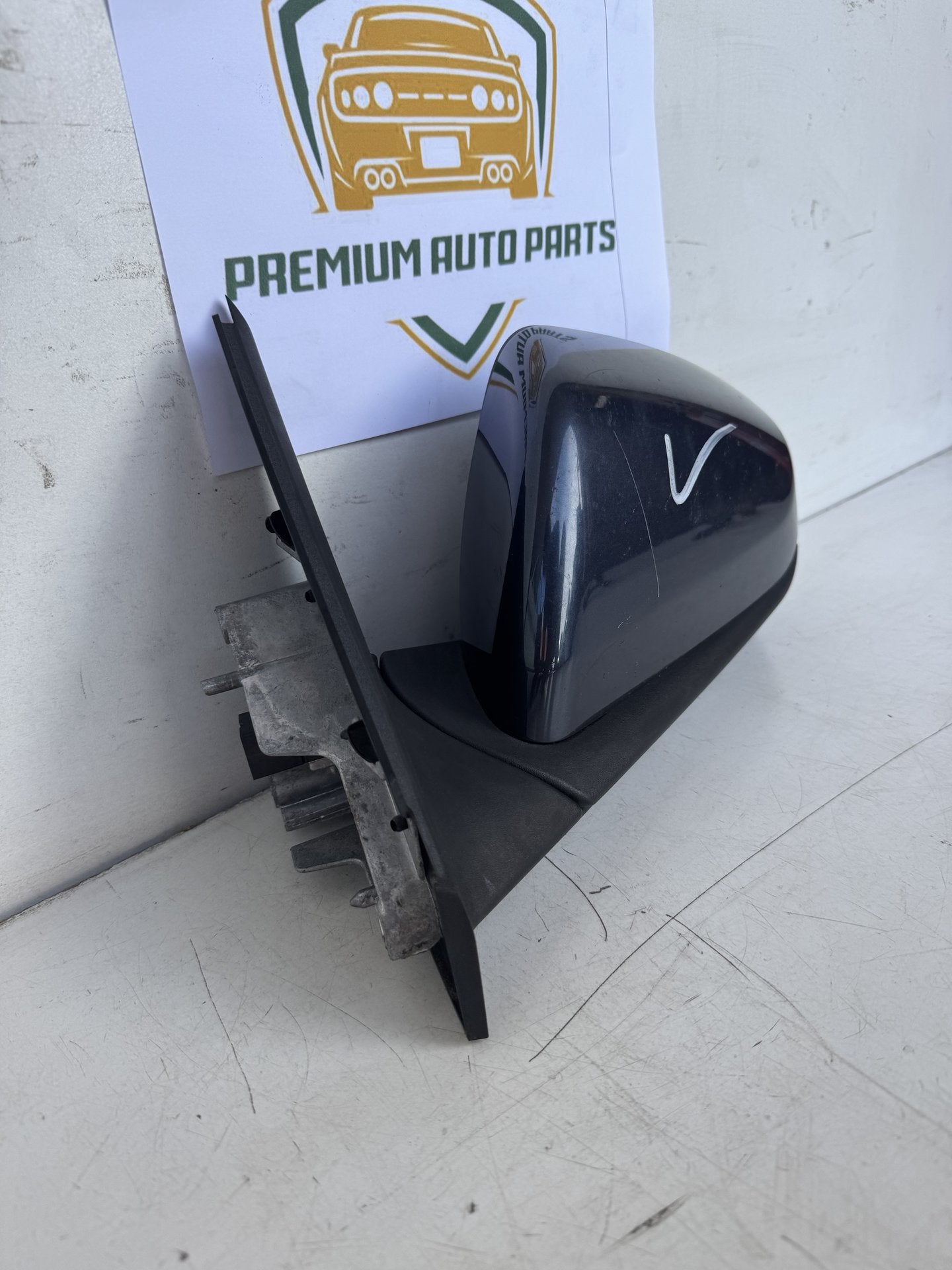 2018  EQ Left Door Mirror