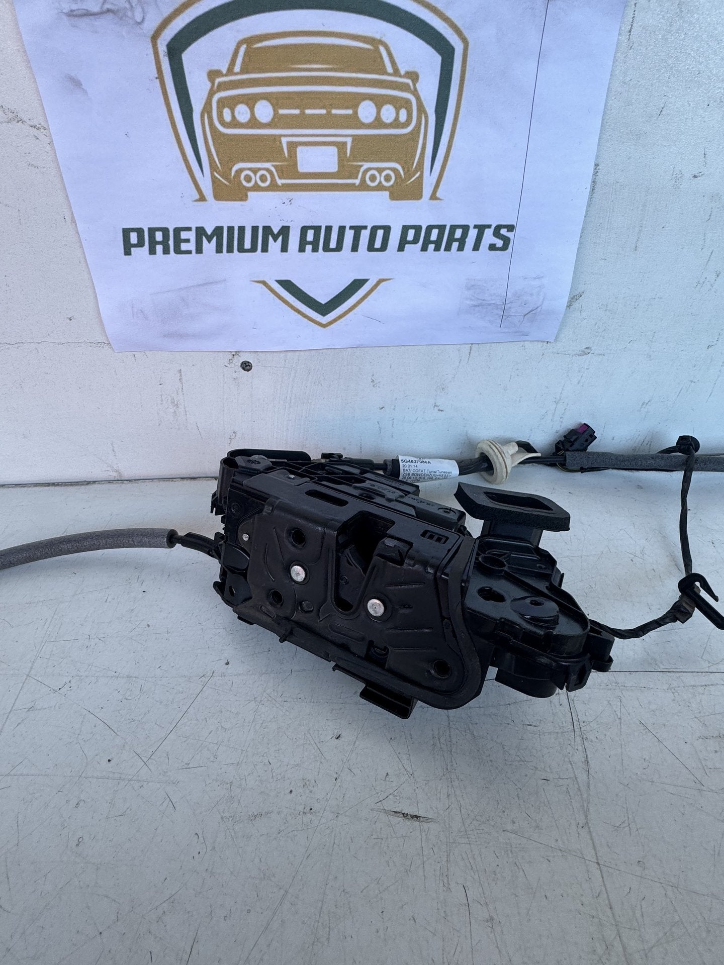 2019 Volkswagen Golf Station Wagon Right Front Door Lock Actuator
