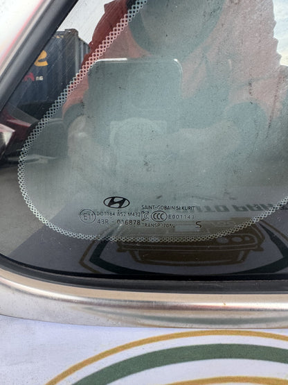 2017 Hyundai i30 Hatchback Right Rear Cargo Glass