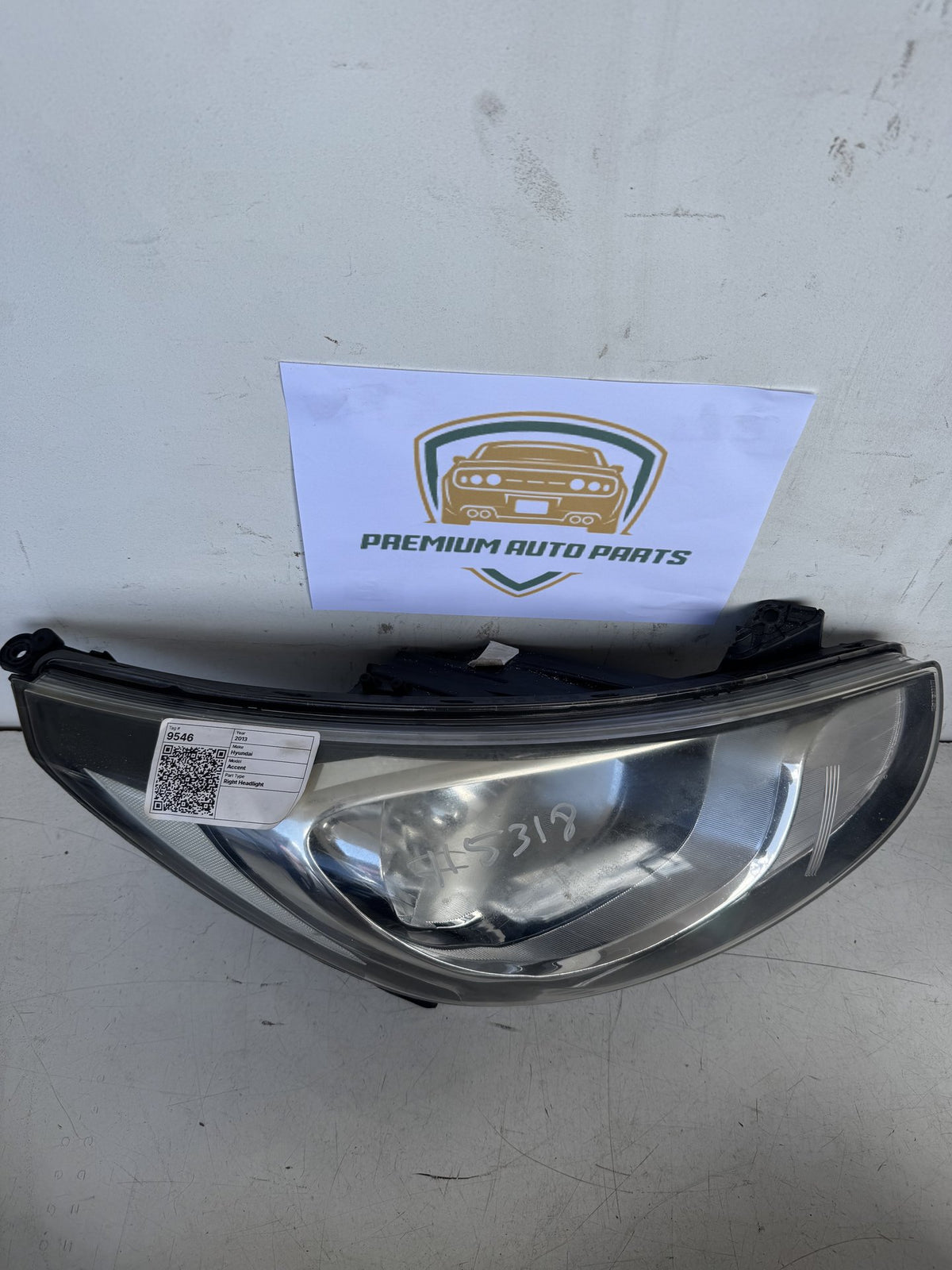 2013 Hyundai Accent RB Sedan Right Headlight