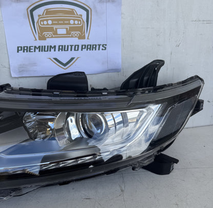 2017 Mitsubishi Outlander GF*W Station Wagon Left Headlight
