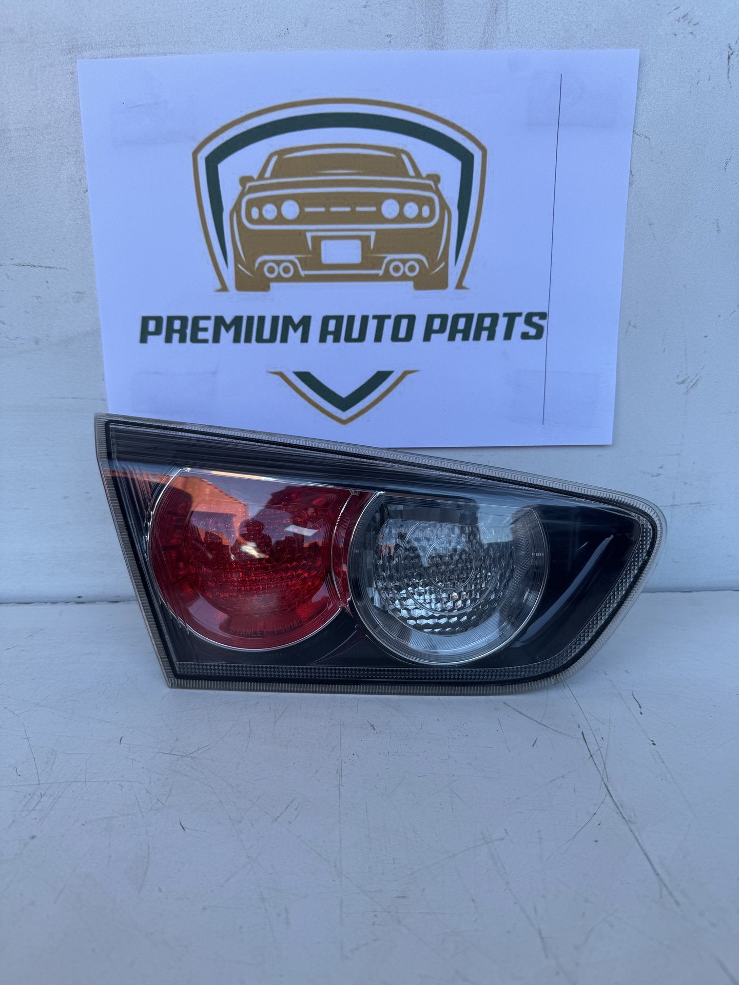 2017  CF Left Boot Light