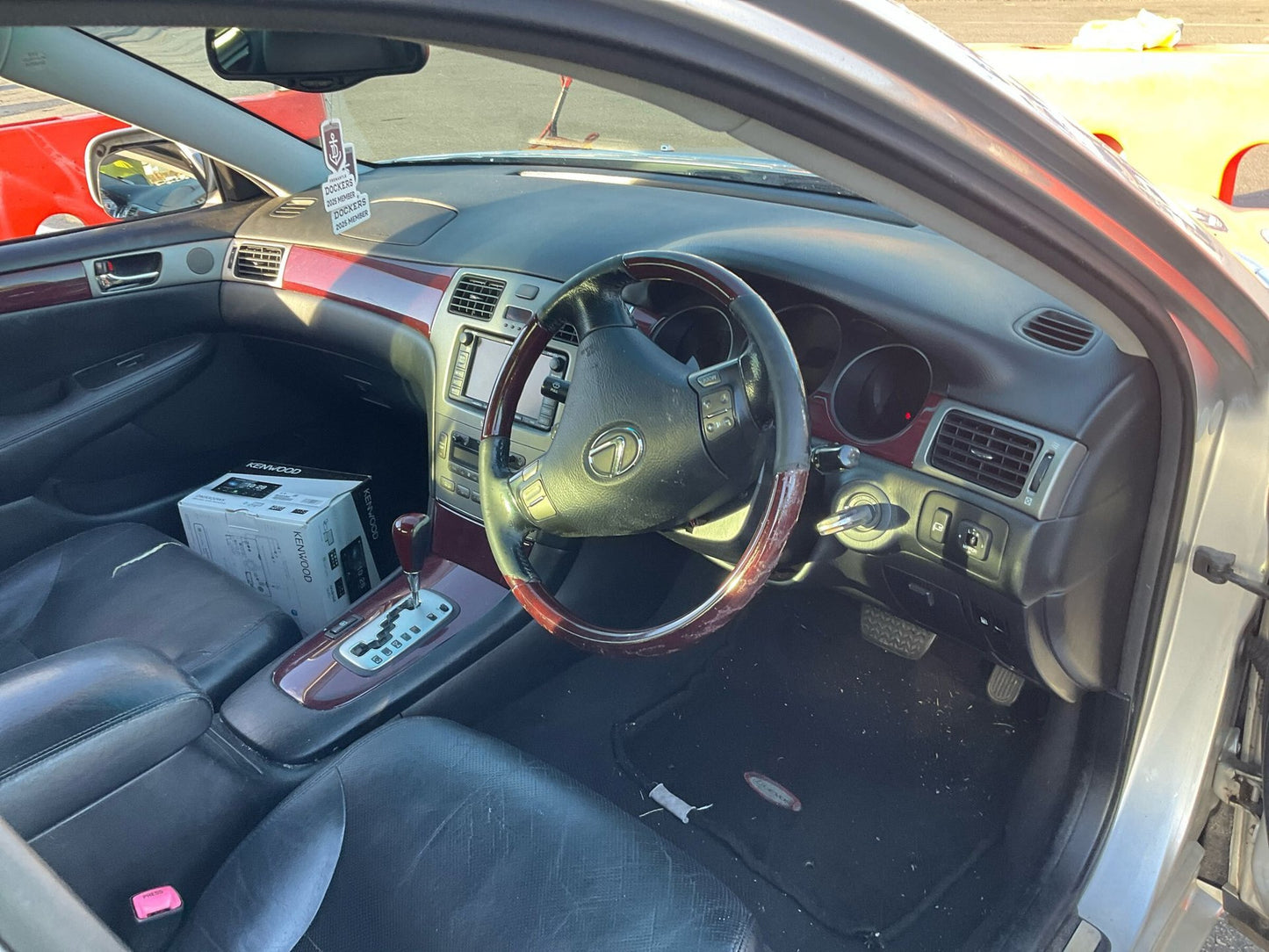 2005 Lexus ES300  V30Sedan 
Lexus
ES300
