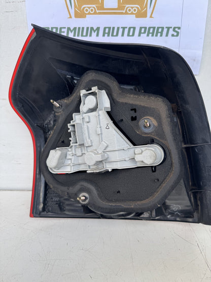 2004  E120 Right Taillight
