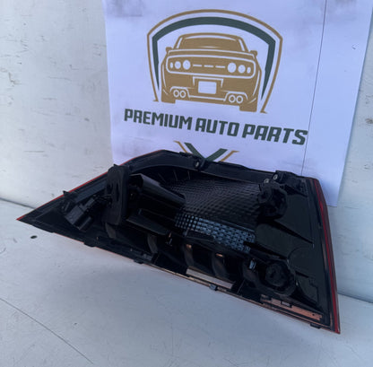 2018   Right Taillight