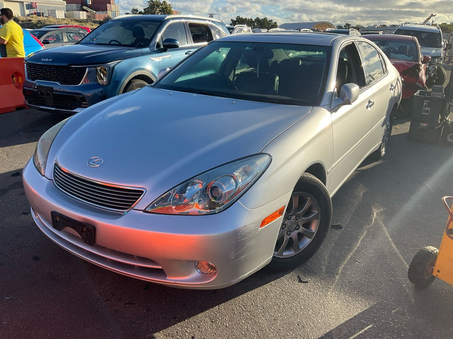 2005 Lexus ES300  V30Sedan 
Lexus
ES300