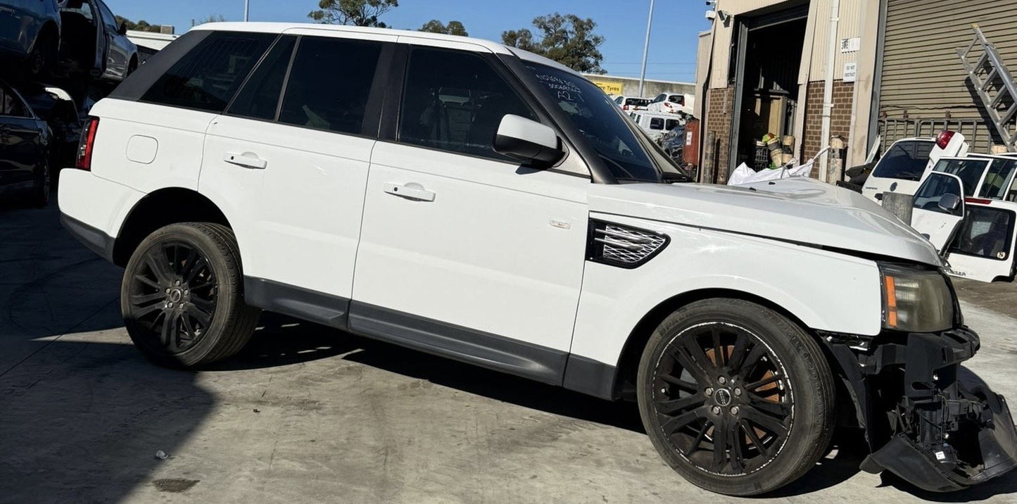 2012 Land Rover Range Rover  Station Wagon 
Land Rover
Range Rover