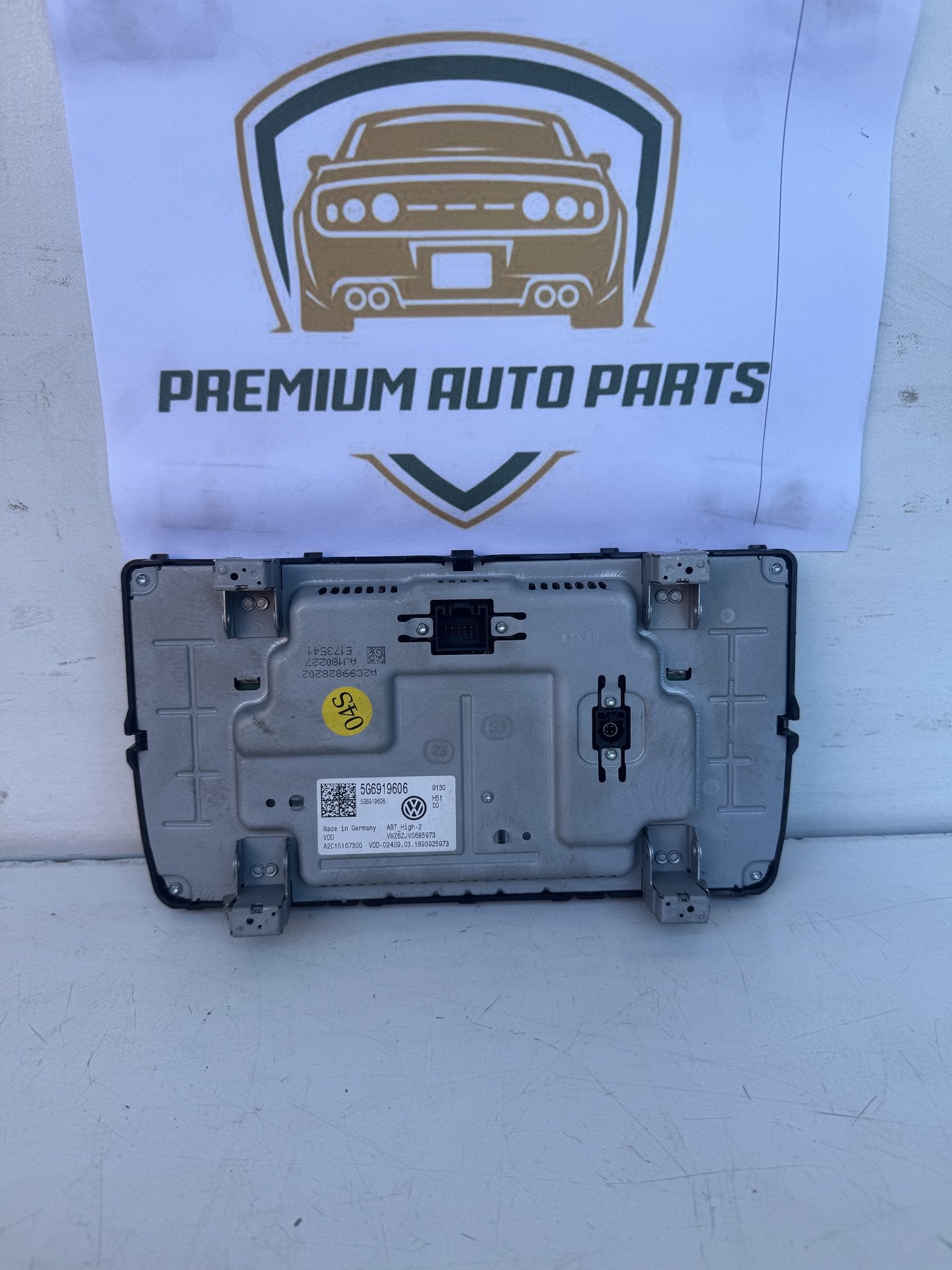 2018   Stereo Head Unit
