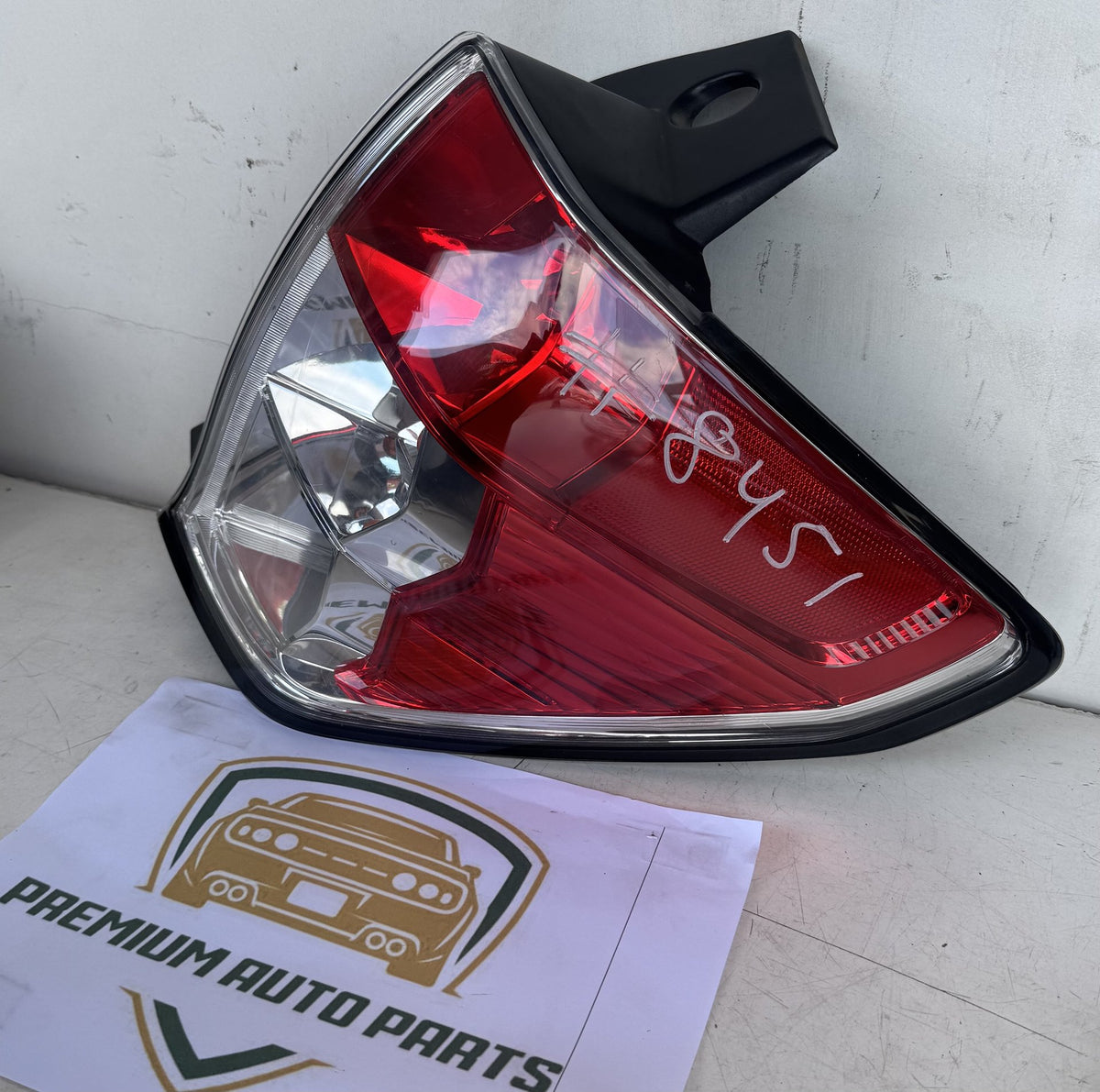 2008 Subaru Forester SF - Right Taillight