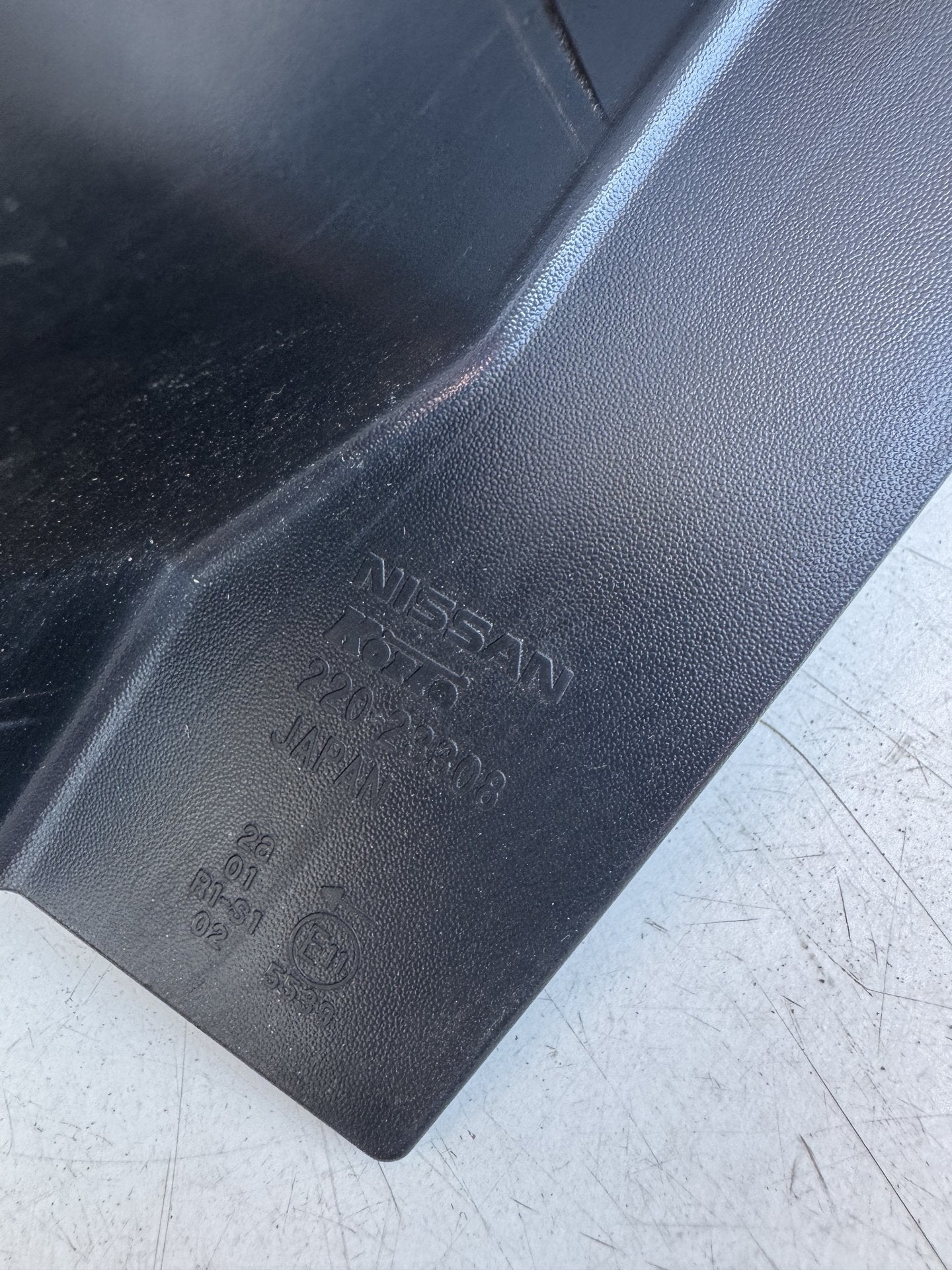 2010   Left Taillight