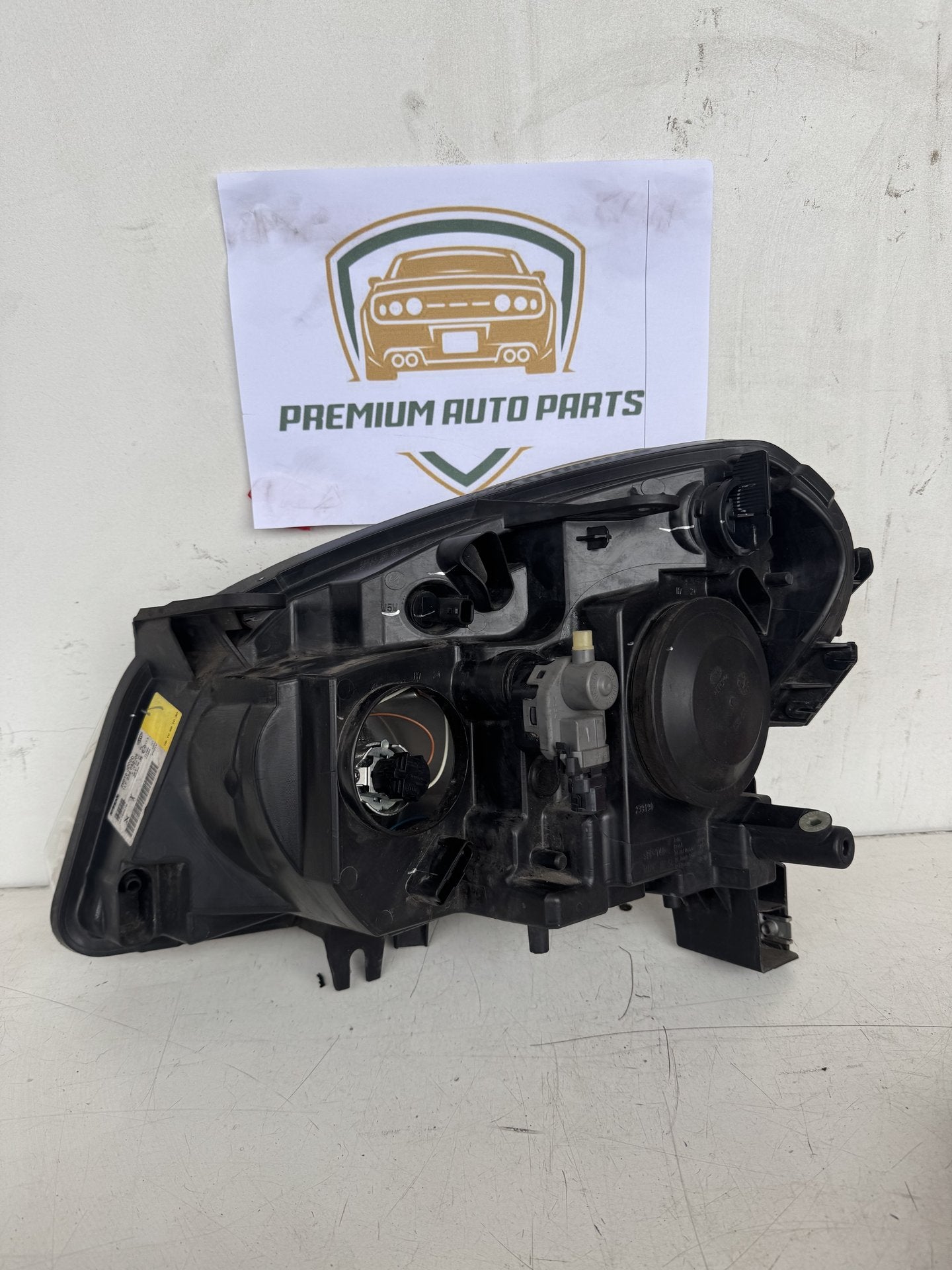 2009 Nissan Dualis Station Wagon Right Headlight