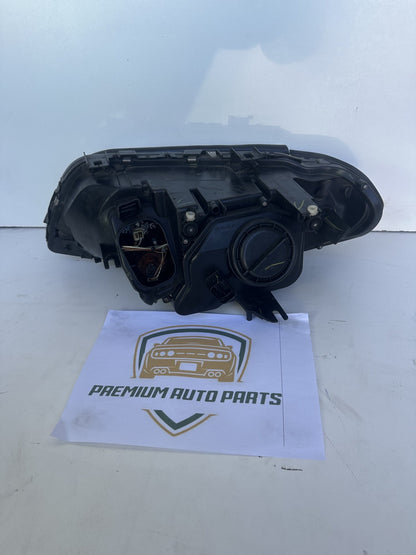 2003-2006 BMW X5 E53 SUV Right Headlight 22458400