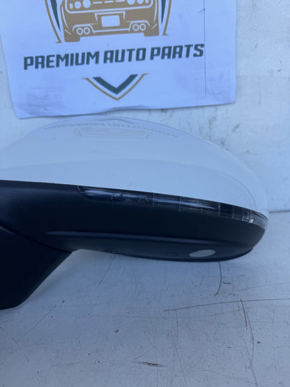 2016 Volkswagen Touareg Station Wagon Left Door Mirror