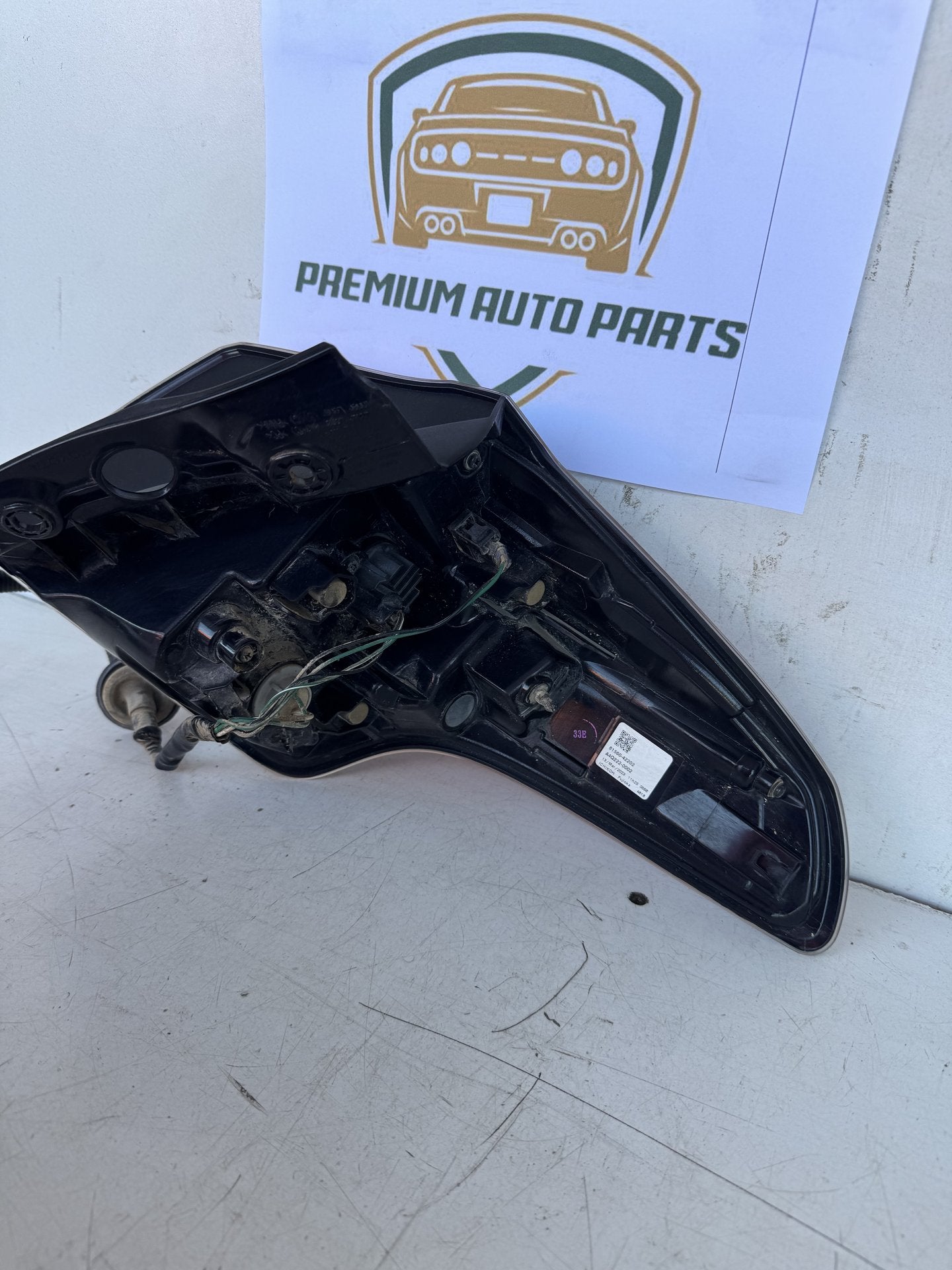 2017 Toyota RAV4 Station Wagon Left Taillight
