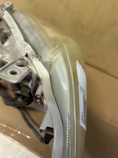 2007 Toyota Aurion - Right Headlight