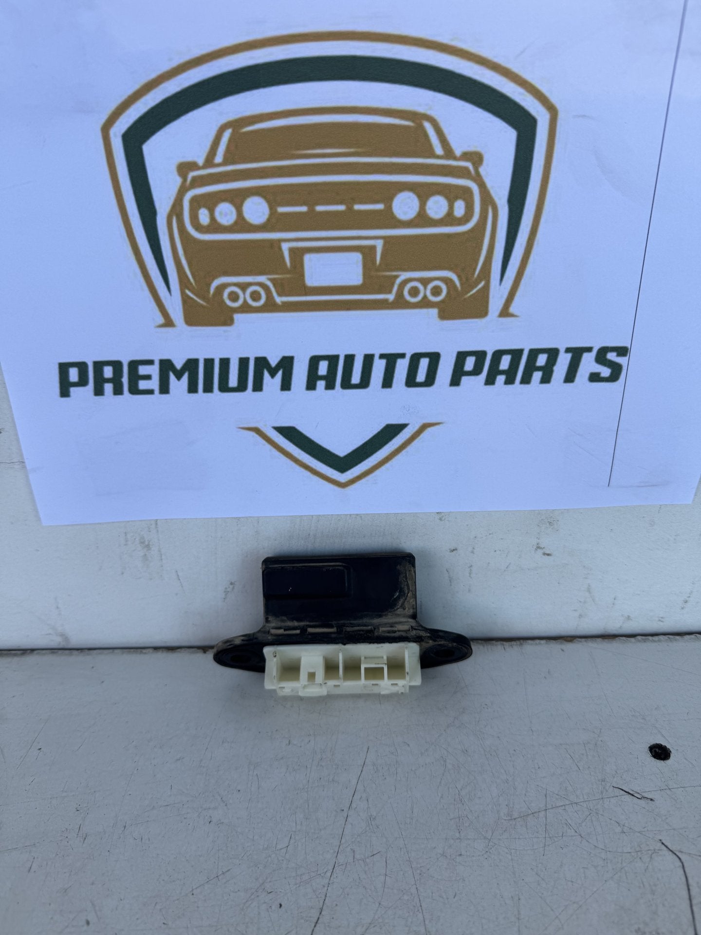 2017 Toyota RAV4 Station Wagon Tailgate Release Switch