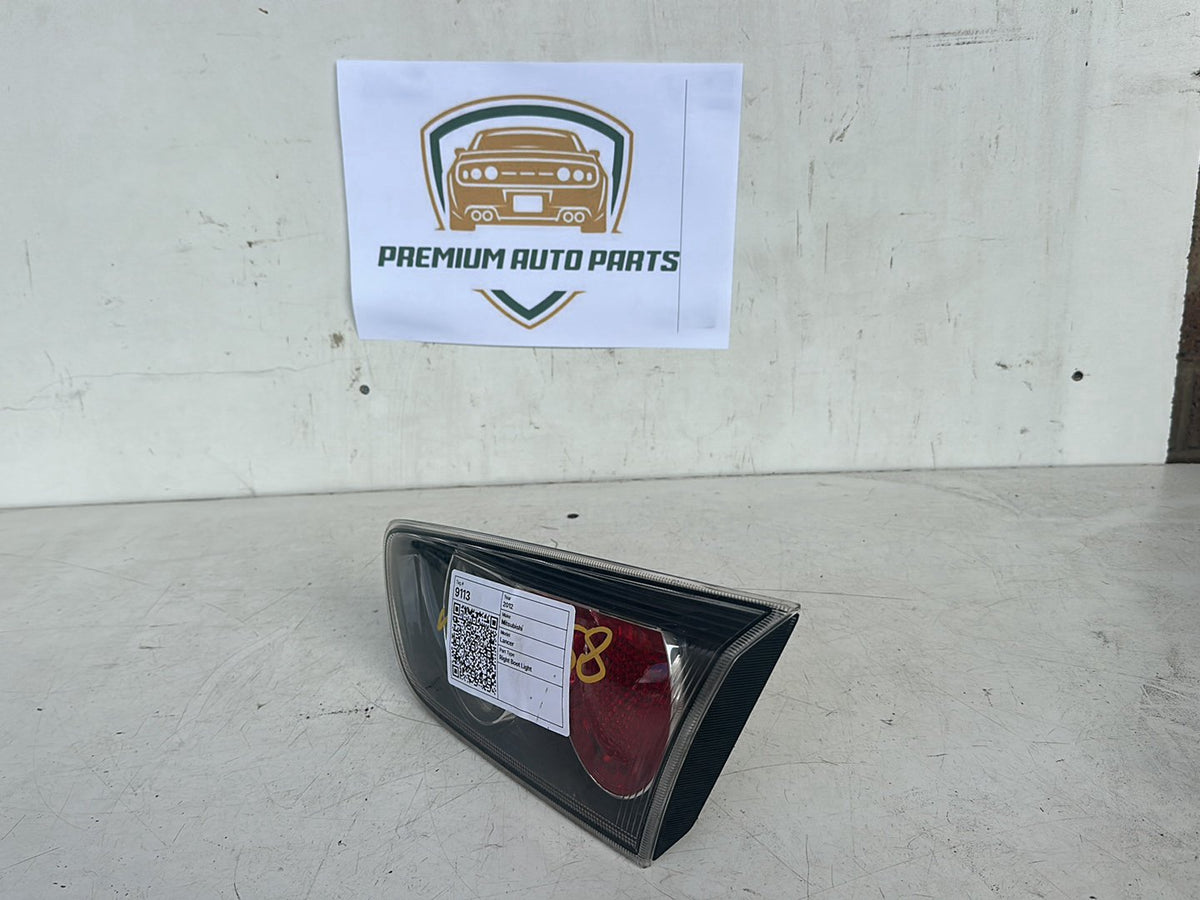 2012 Mitsubishi Lancer Sedan Right Boot Light