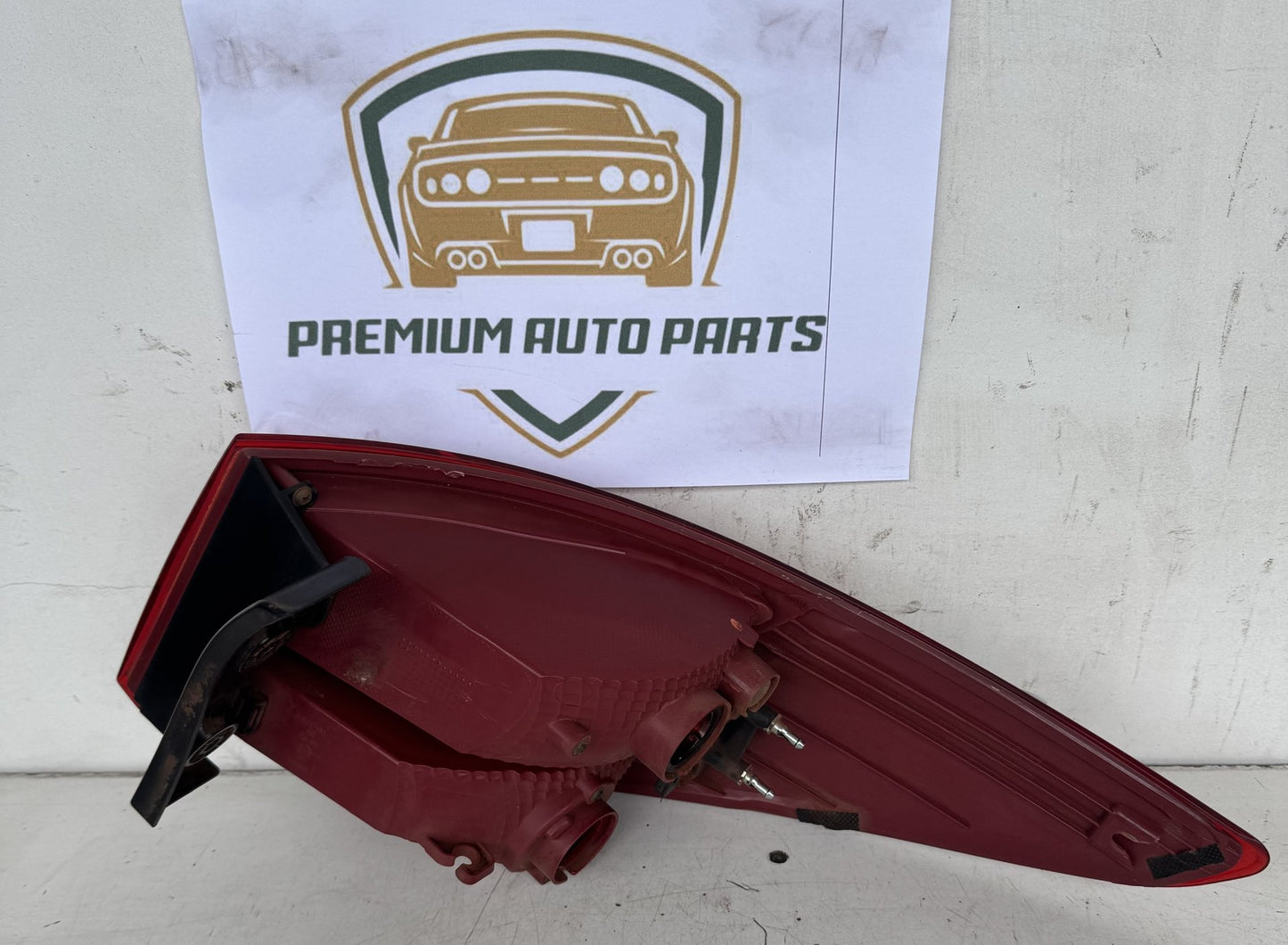 2013 Hyundai Santa Fe DM Station Wagon Left Taillight