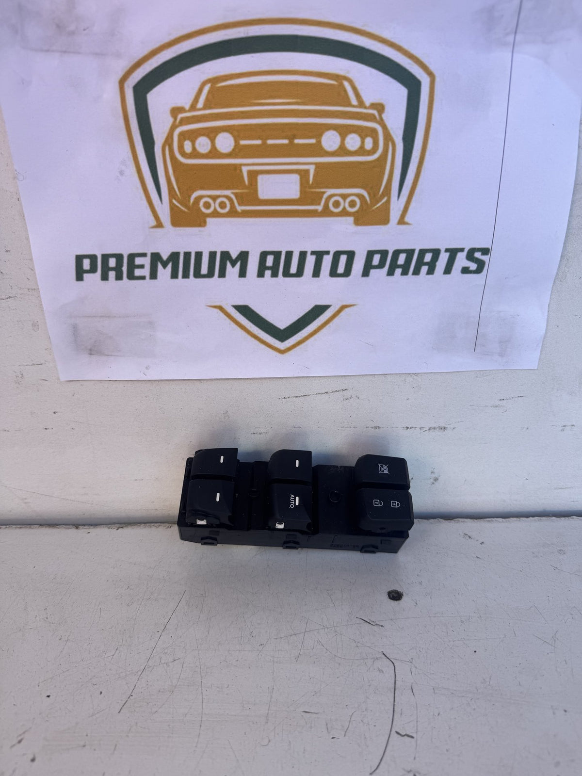 2016 Hyundai Elantra AD Sedan Master Power Window Switch