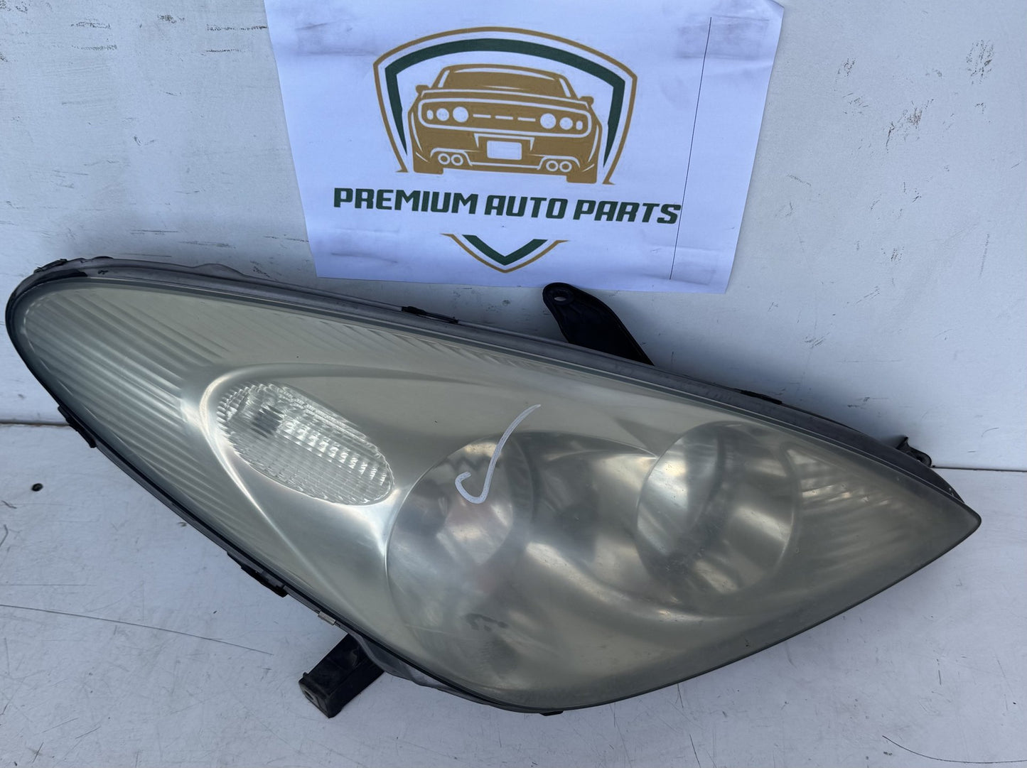 2003   Right Headlight