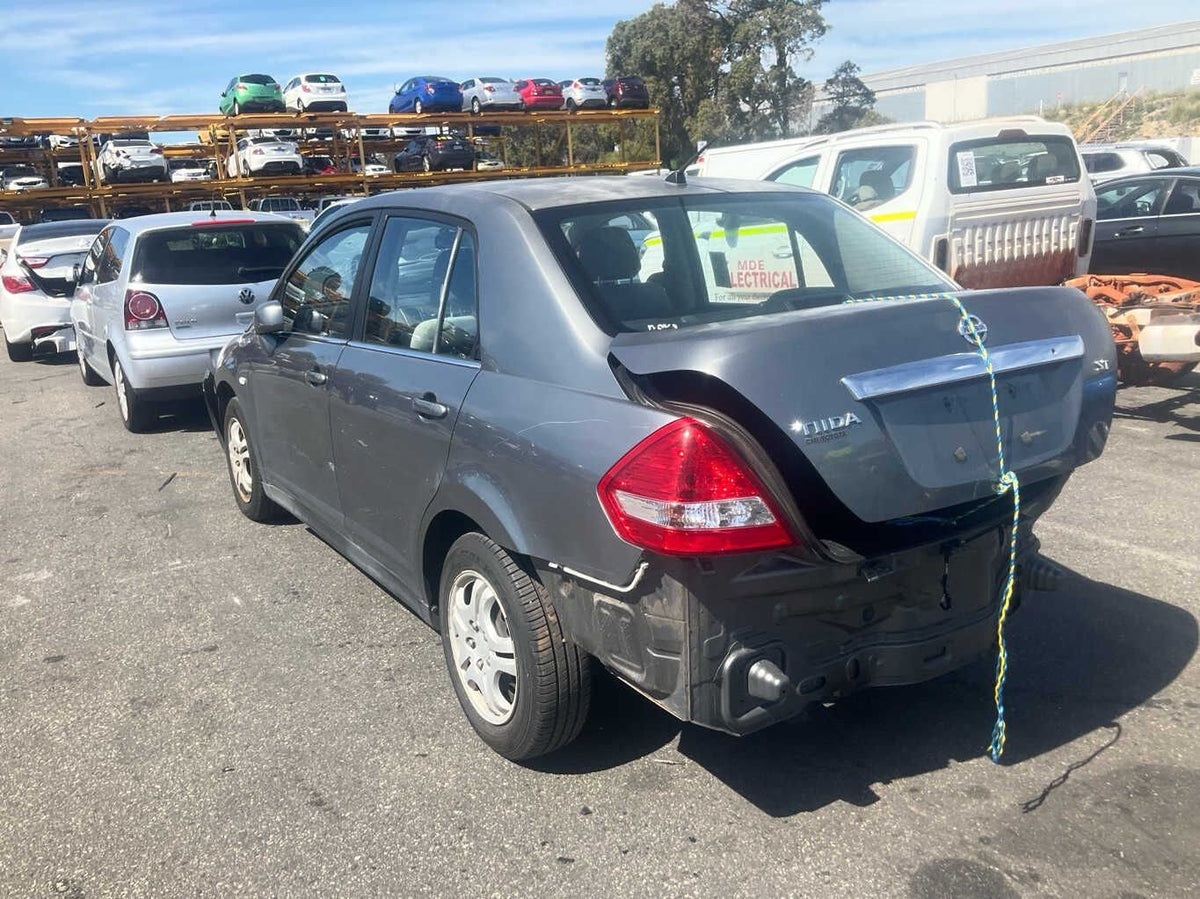 2006 Nissan Tiida ST C11