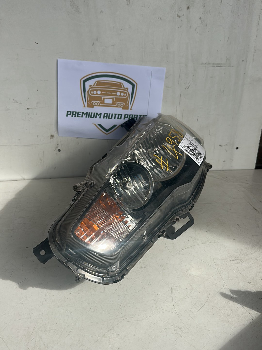 2012 Mitsubishi Lancer Sedan Left Headlight