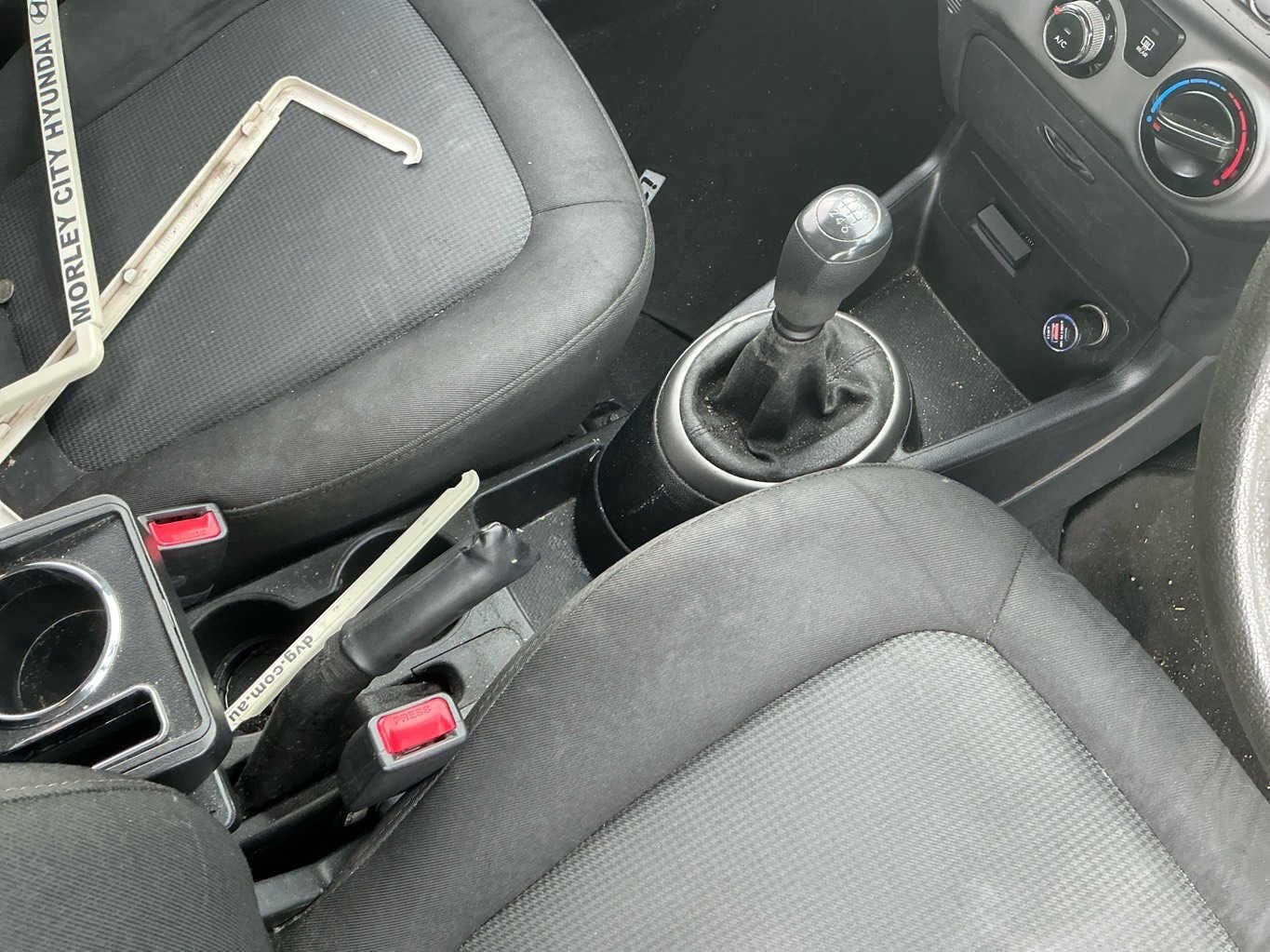 2015 Hyundai i20 Active PBHatchback 
Hyundai
i20