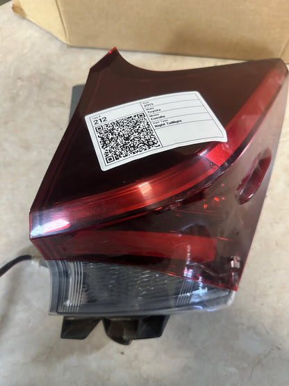 2012-2018 Toyota Corolla Hatchback Right Taillight 12602