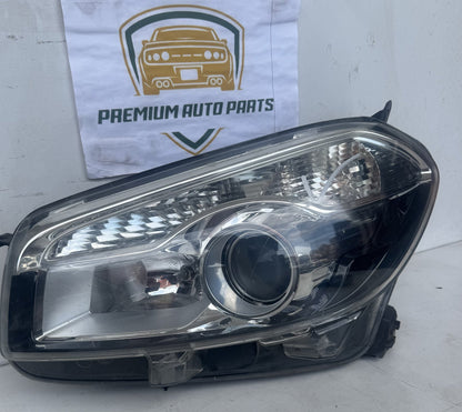 2010   Left Headlight