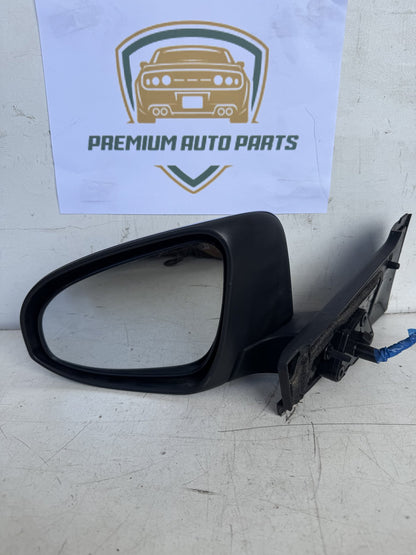 2014 Toyota Yaris Hatchback Left Door Mirror k96