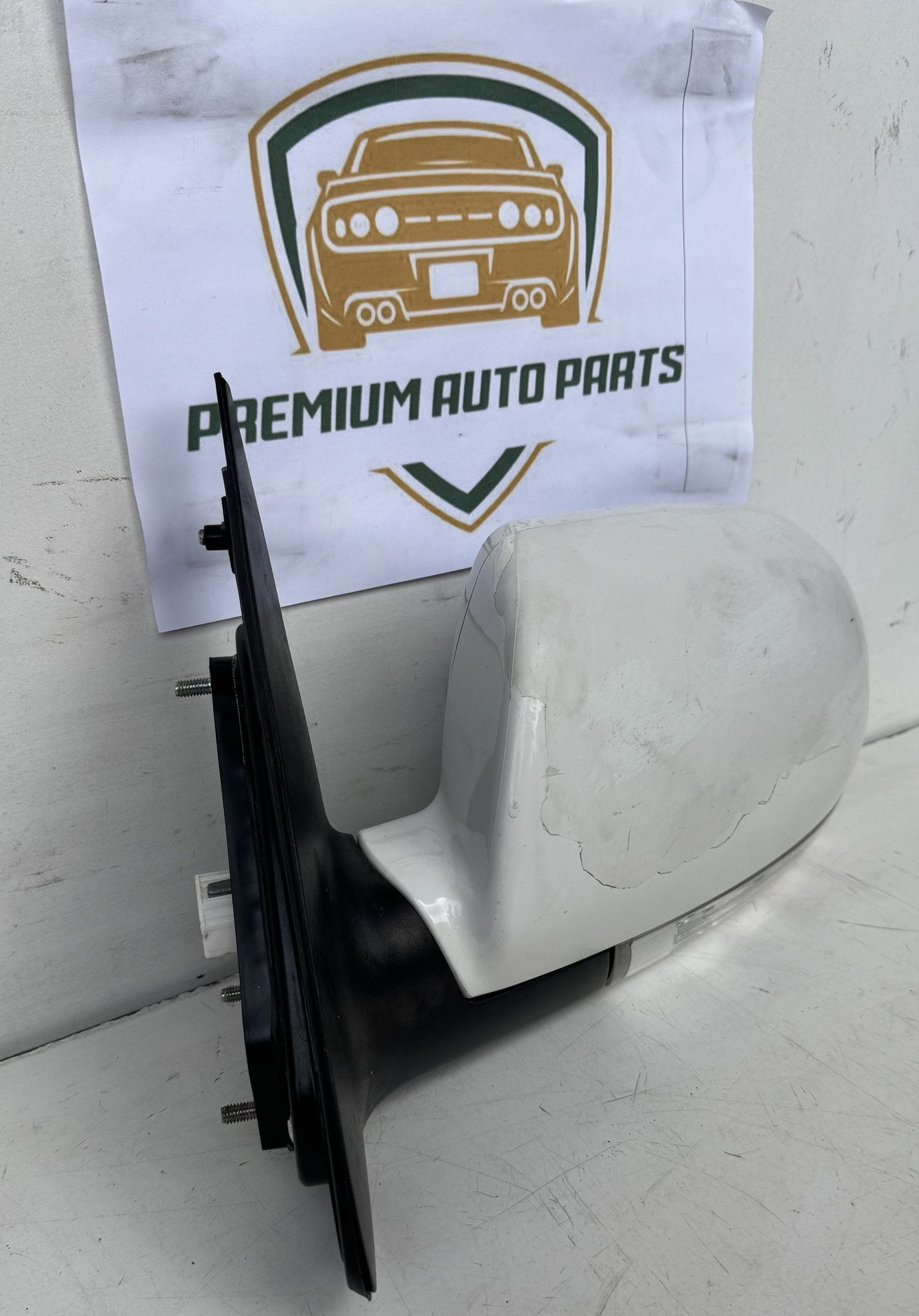 2011  CM Left Door Mirror
